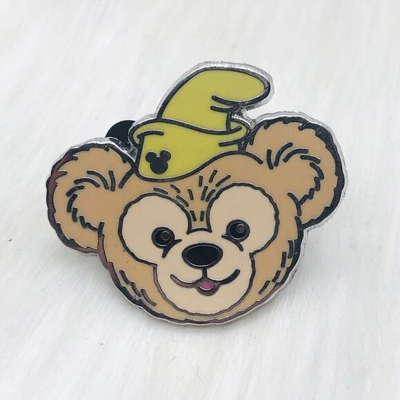🔮 5/$25 Disney Duffy‎ the Bear Dumbo Hat Pin - Picture 1 of 3